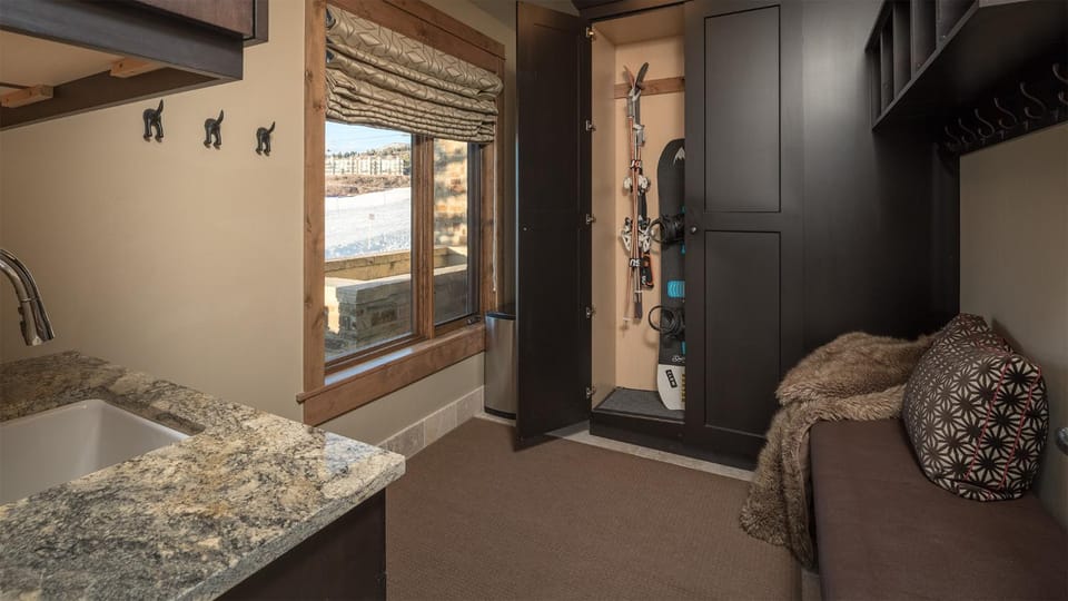 furniture, storage