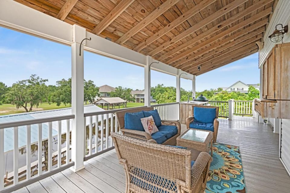 Patio, View (from property/room), Balcony/Terrace, Seating area