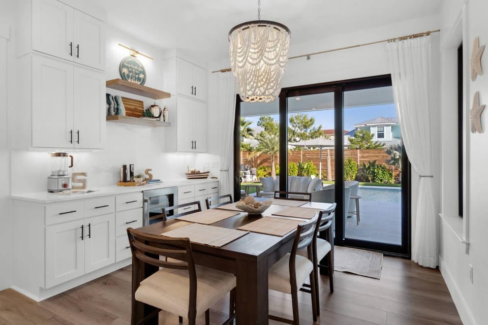 Stone's Throw Away House in South Walton County