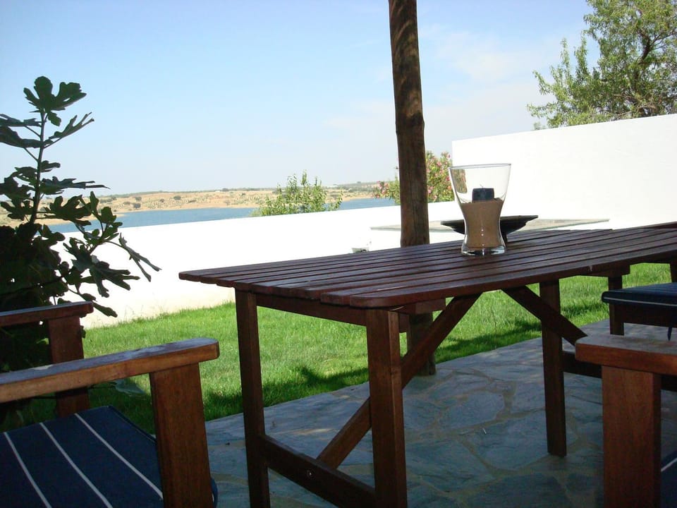 Garden, View (from property/room), Balcony/Terrace, Dining area, Garden view