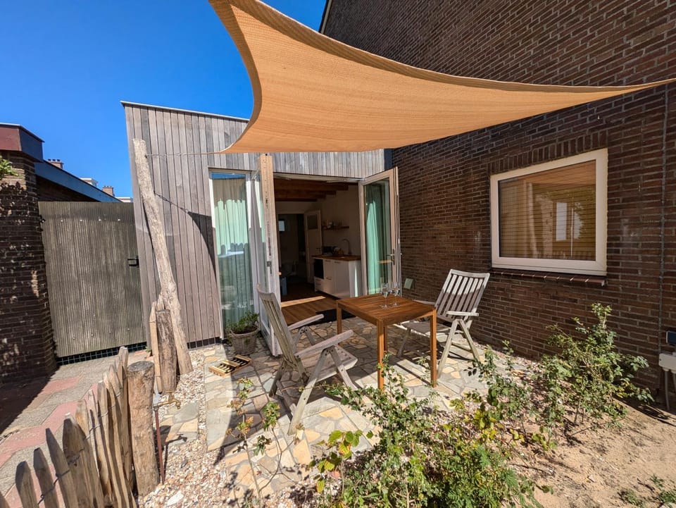Facade/entrance, Balcony/Terrace, Balcony/Terrace