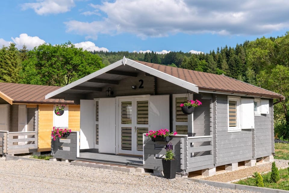 Domki letniskowe NIEZAPOMINAJKA Komańcza Letnisko House in Slovakia