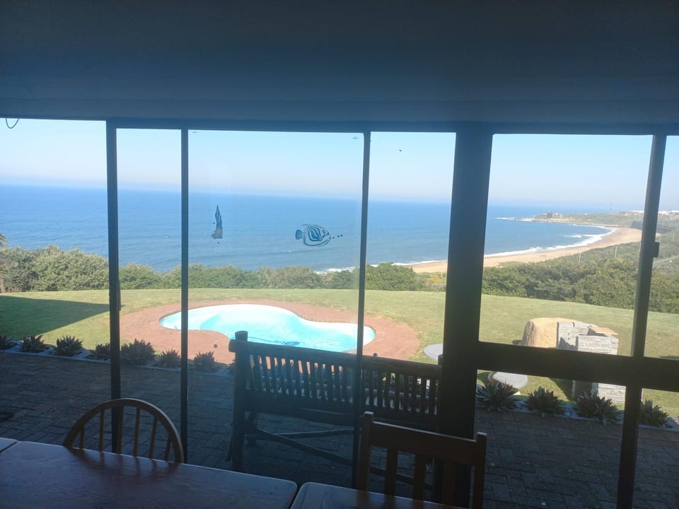 View (from property/room), Dining area, Sea view