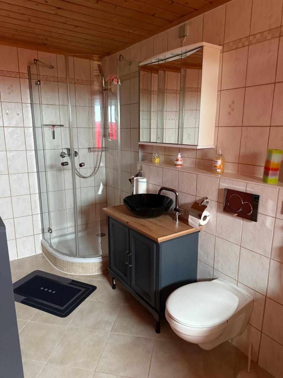 Shower, Toilet, Bathroom