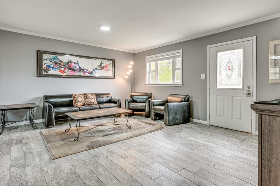 Cozy Silverwood Home: Near Golf Courses! House in Michigan
