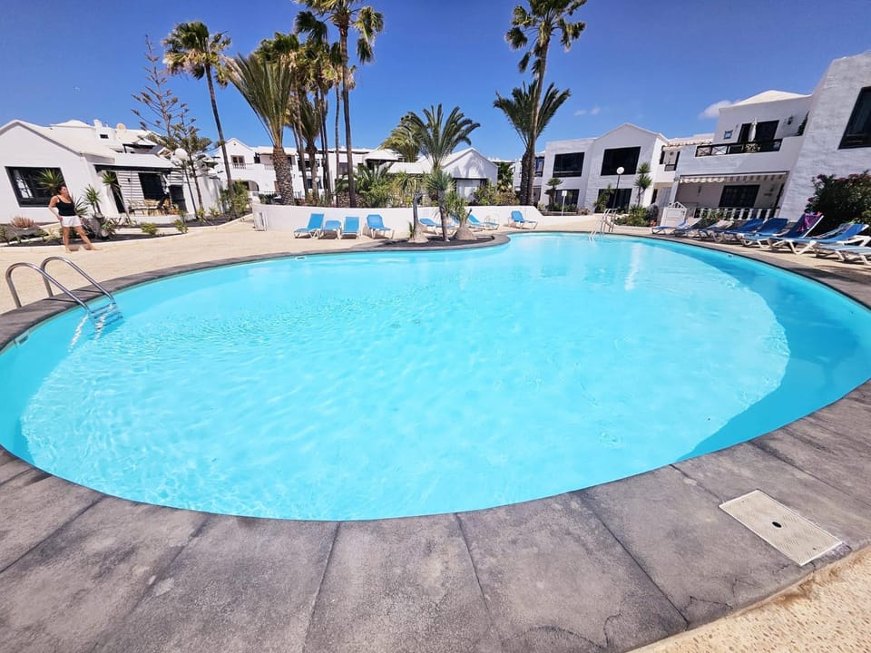 Solarium, Swimming pool