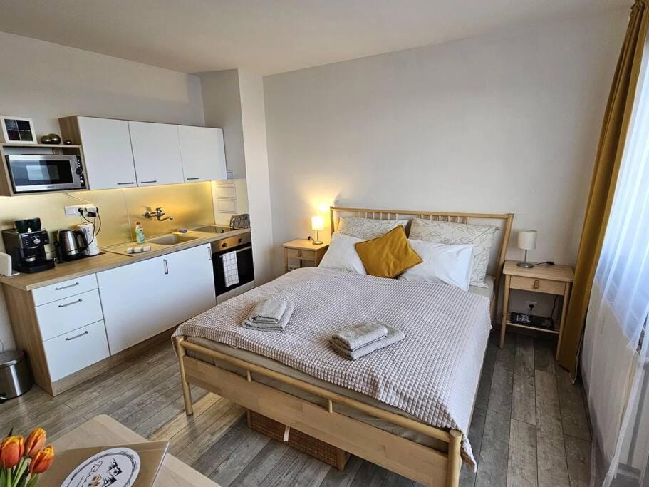 Kitchen or kitchenette, Photo of the whole room, minibar