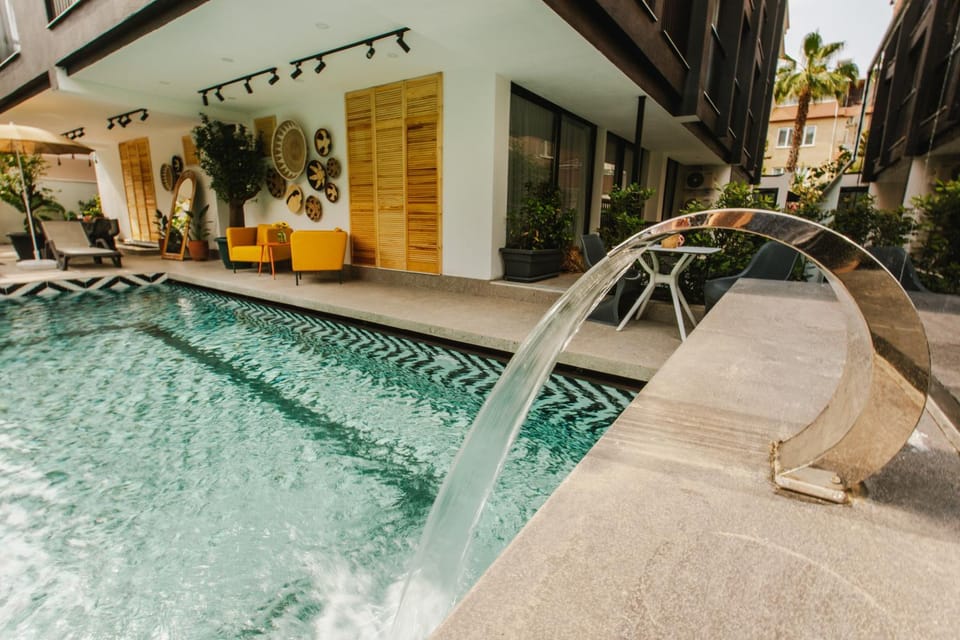 Garden, Swimming pool