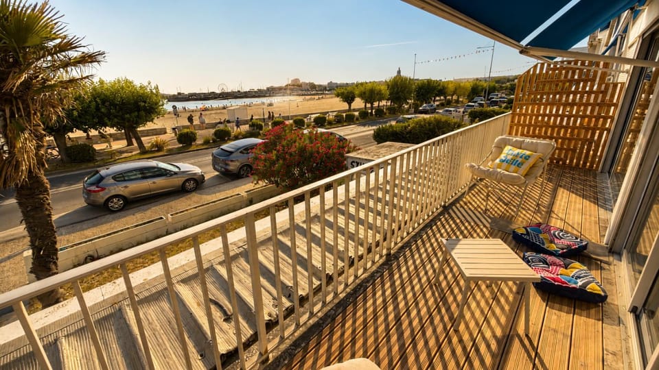 Natural landscape, Balcony/Terrace, Sea view