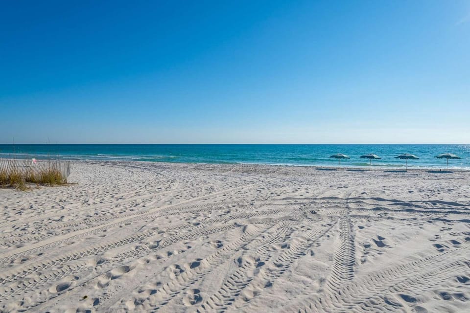 Cloud Nine By the Sea House in Inlet Beach