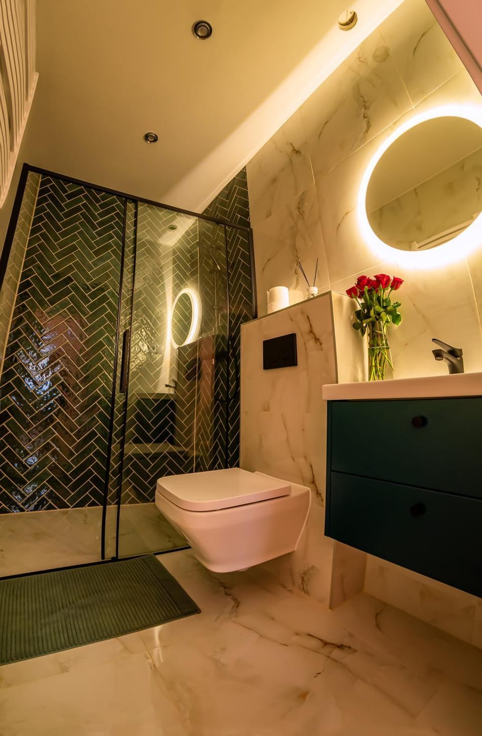 Shower, Toilet, Bathroom