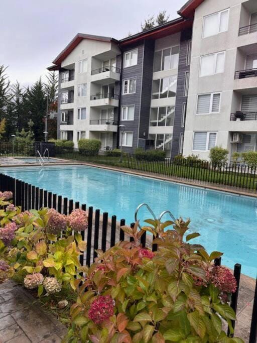 Excelente y Cómodo Departamento Cercano al Centro de Pucón y Volcán Villarica Apartment in Pucon
