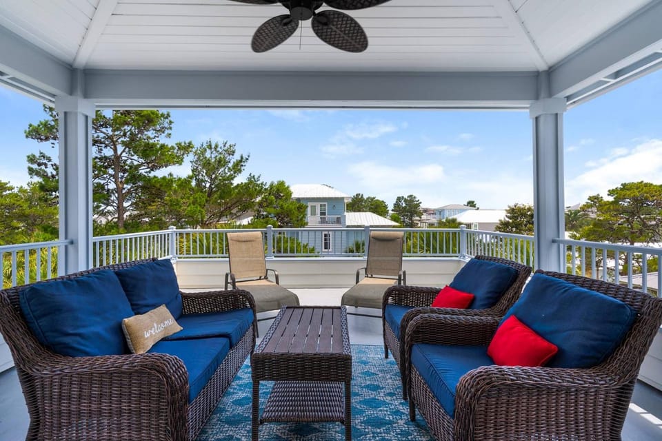 Palms and Pines House in Rosemary Beach