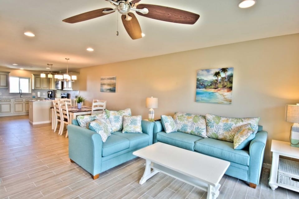 The Blue Seahorse on 30A House in Blue Gulf Beach