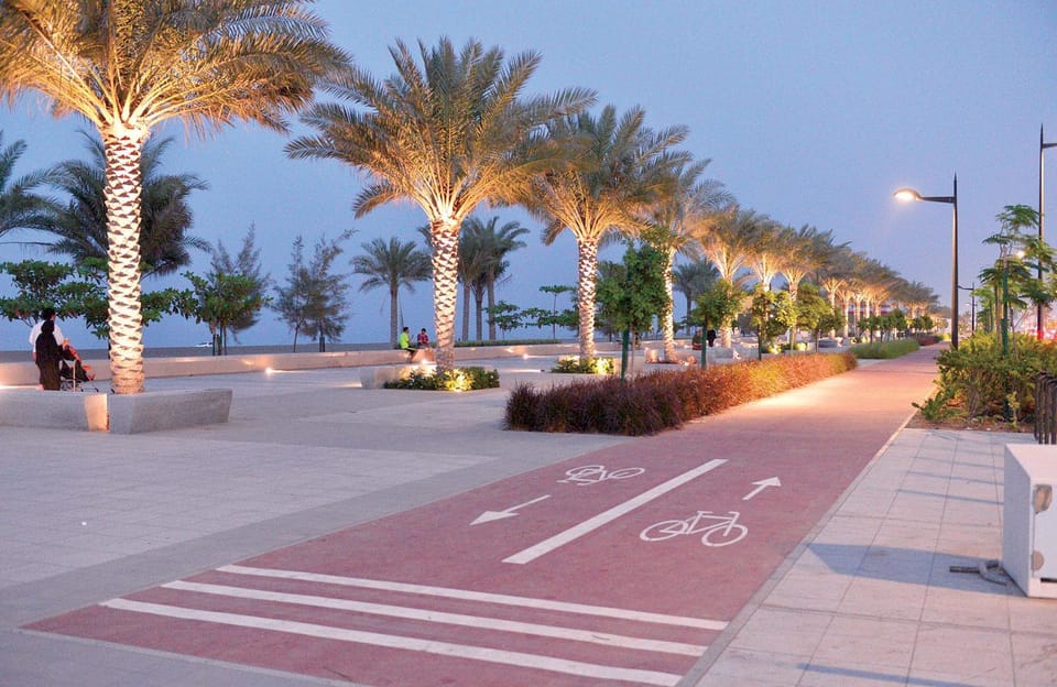 Neighbourhood, Beach, Cycling, Parking