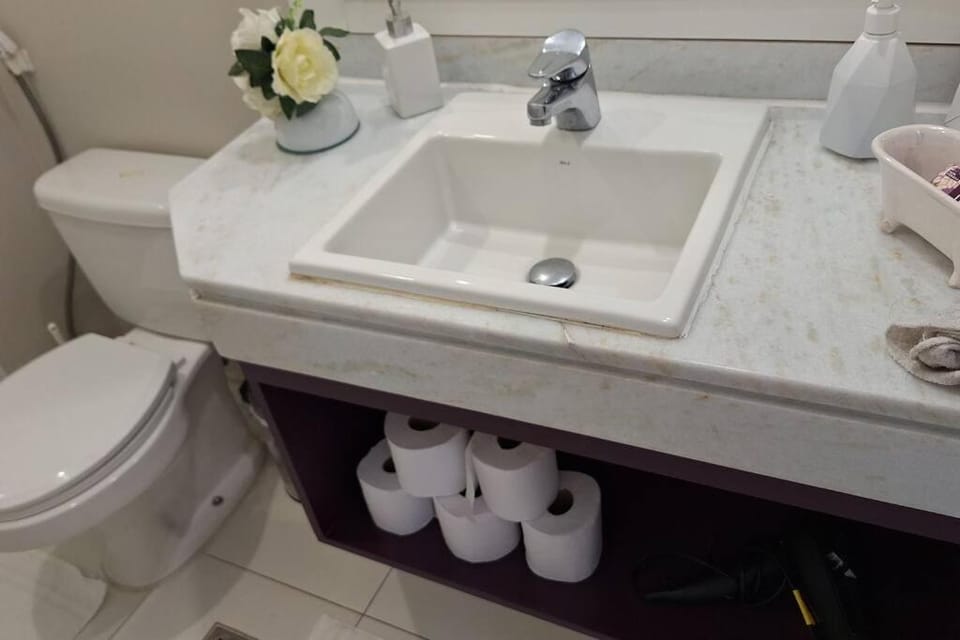 HOTEL & SUÍTES CORAÇAO DA FARIA LIMA , CONFORTO para SEUS HÓSPEDES, CAMA, KING SIZE , Apartment in Sao Paulo City