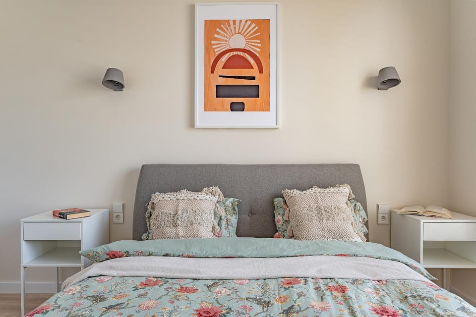 Bed, Bedroom