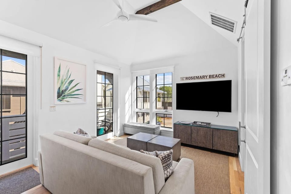 Abba Carriage House House in Rosemary Beach