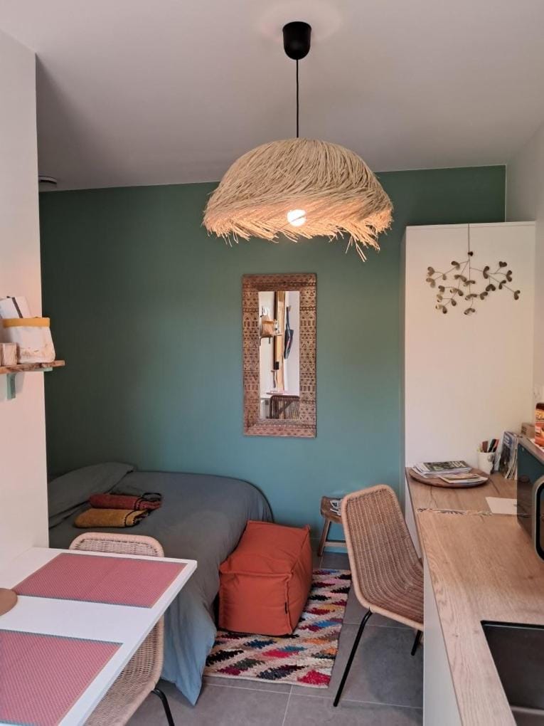 La Bonbonnière en bois, Maison passive, Draps inclus, Parking sur rue facile & gratuit House in Nantes