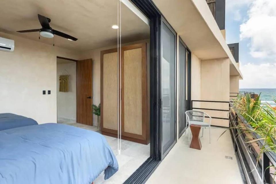 Bed, Natural landscape, Balcony/Terrace, Bedroom, Sea view, air conditioner