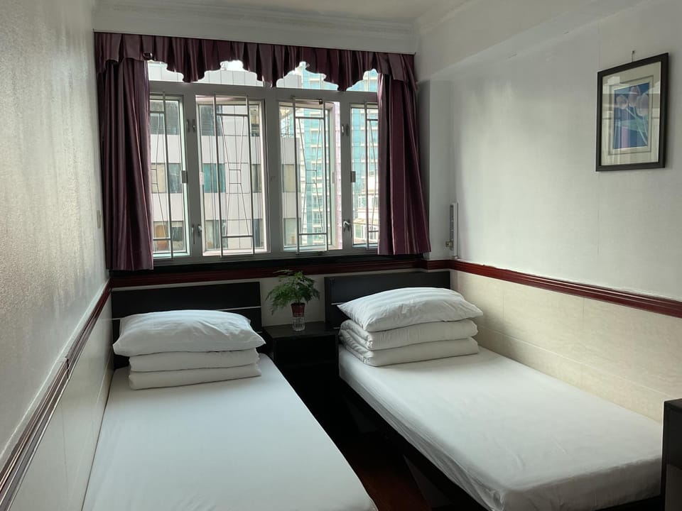 Hang Fung Hostel Bed and Breakfast in Hong Kong