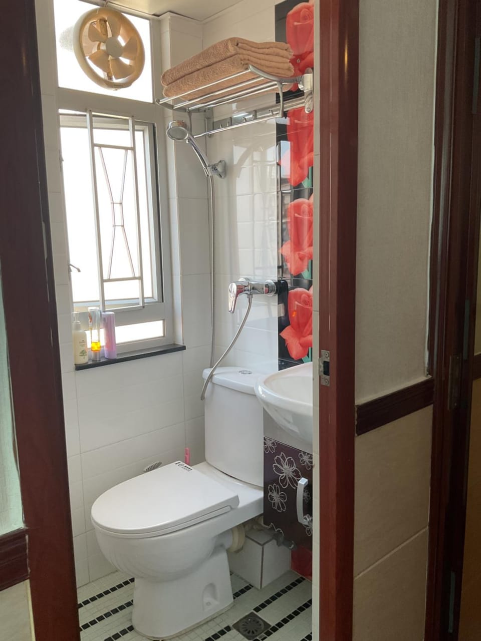 Hang Fung Hostel Bed and Breakfast in Hong Kong