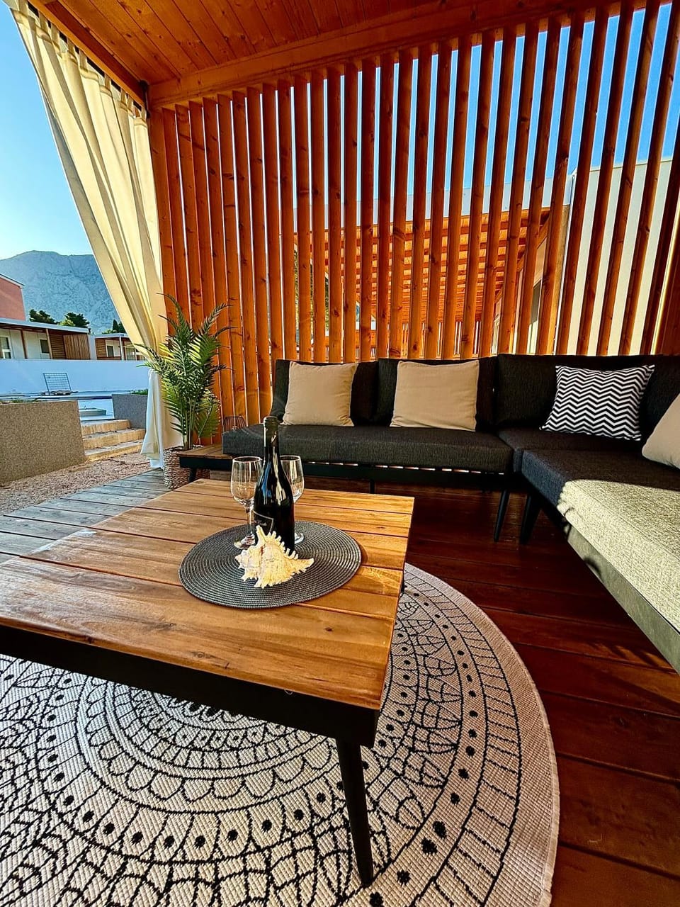 Day, View (from property/room), Balcony/Terrace, Balcony/Terrace, Seating area