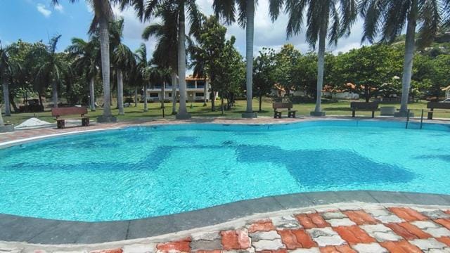 Swimming pool