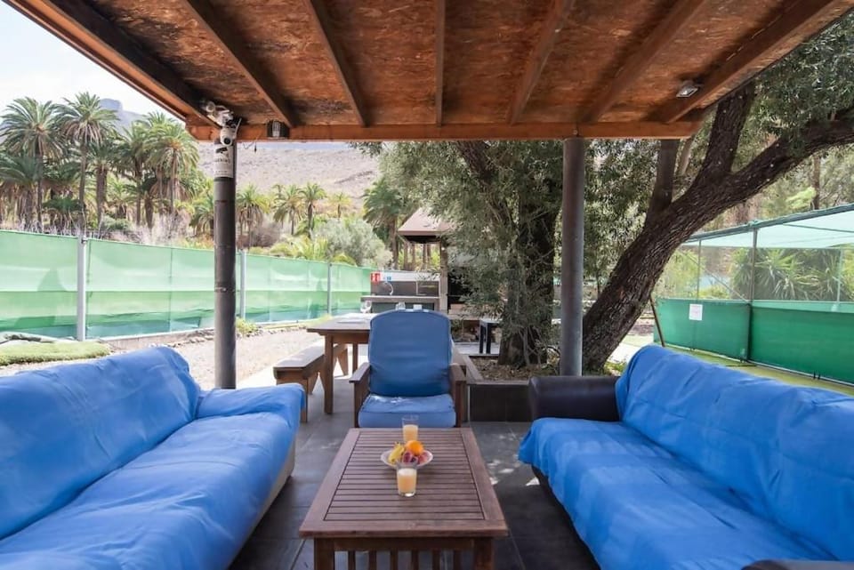Day, View (from property/room), Balcony/Terrace, Living room