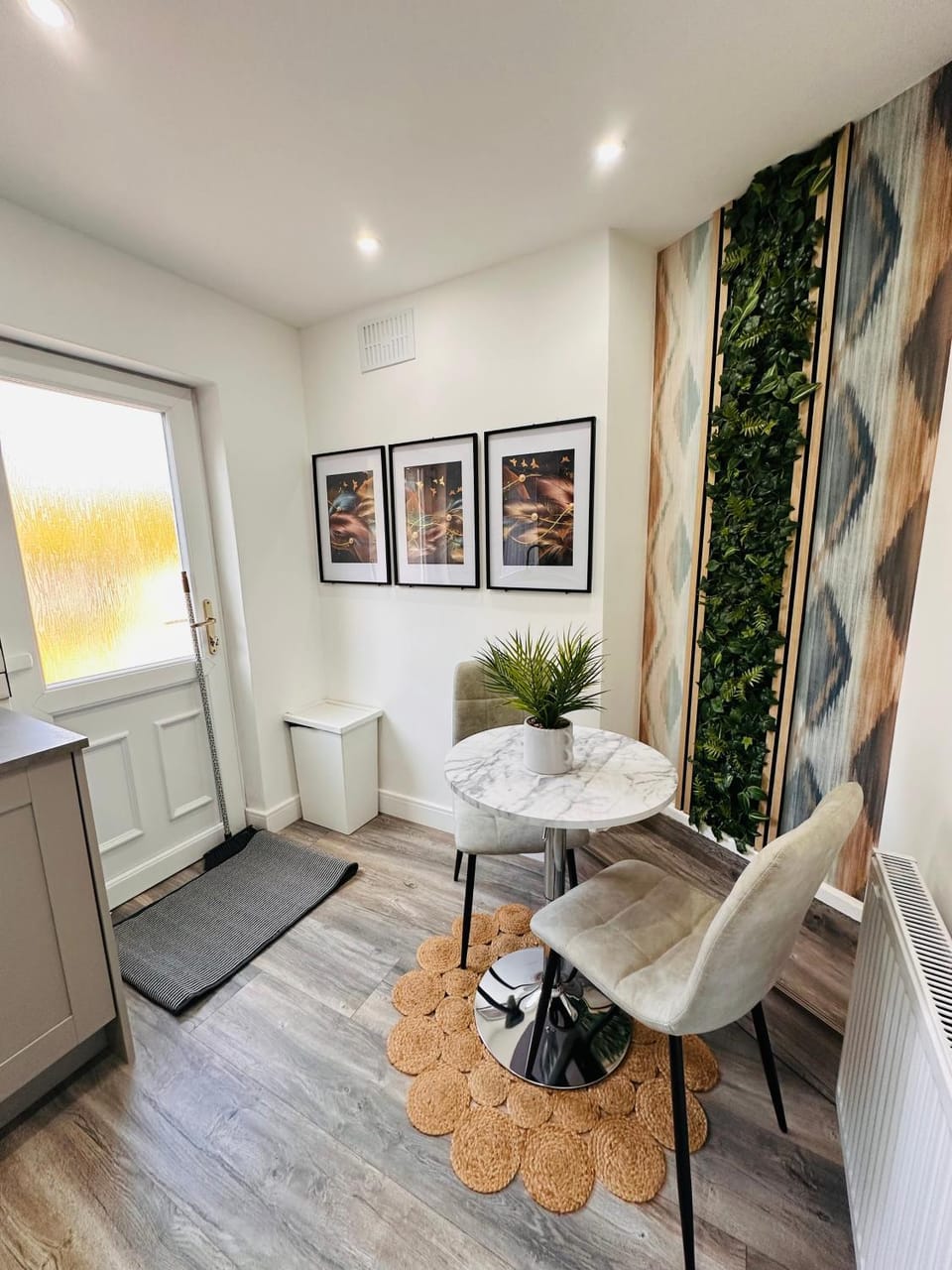 Newly Renovated Private self contained room with Private dedicated Bathroom - Selly Oak Birmingham R2 Bed and Breakfast in Birmingham