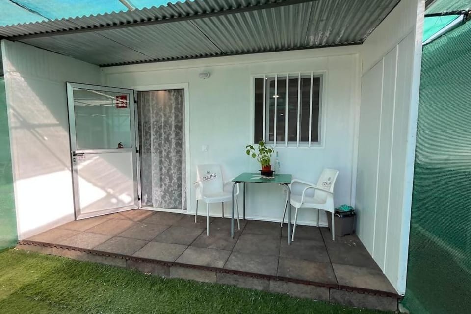 Renovated Tiny House Apartment in Comarca Sur