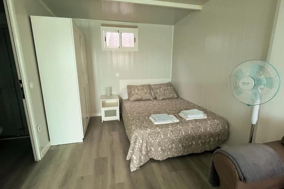 Renovated Tiny House Apartment in Comarca Sur