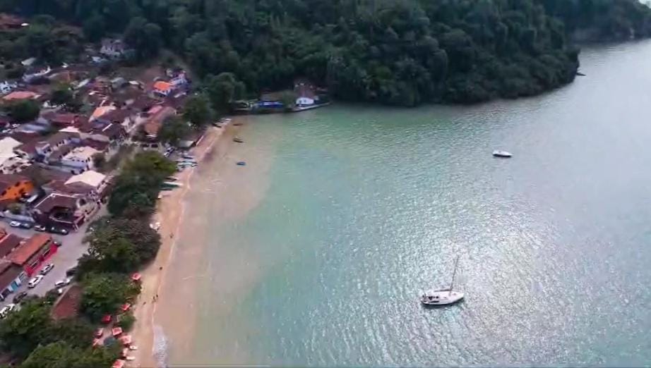 Nearby landmark, Restaurant/places to eat, Natural landscape, Bird's eye view, Beach, Evening entertainment, City view, Sea view, Entertainment, Location