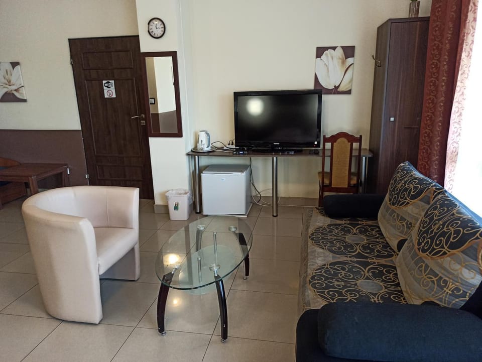 Arkadia Noclegi Bed and Breakfast in Masovian Voivodeship