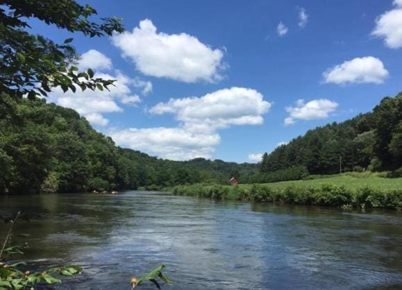 All-Season Base! 'Little River Retreat' in Boone House in North Carolina