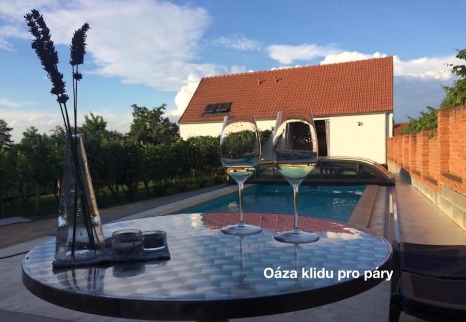 Garden, Swimming pool
