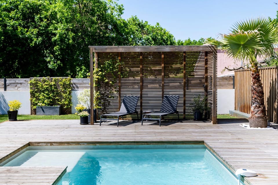 Pool view, Swimming pool