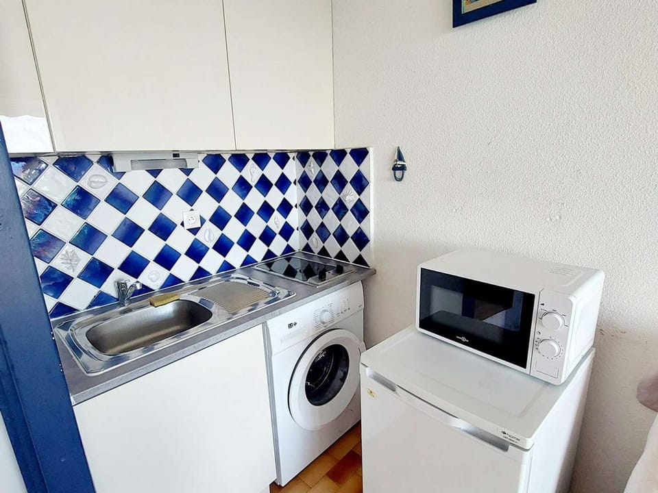 Studio cabine en front de mer avec piscine - FR-1-328-228 Cabin in La Grande-Motte