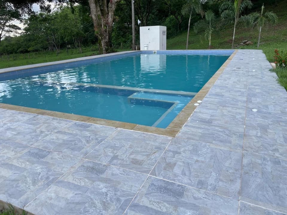 Day, Swimming pool
