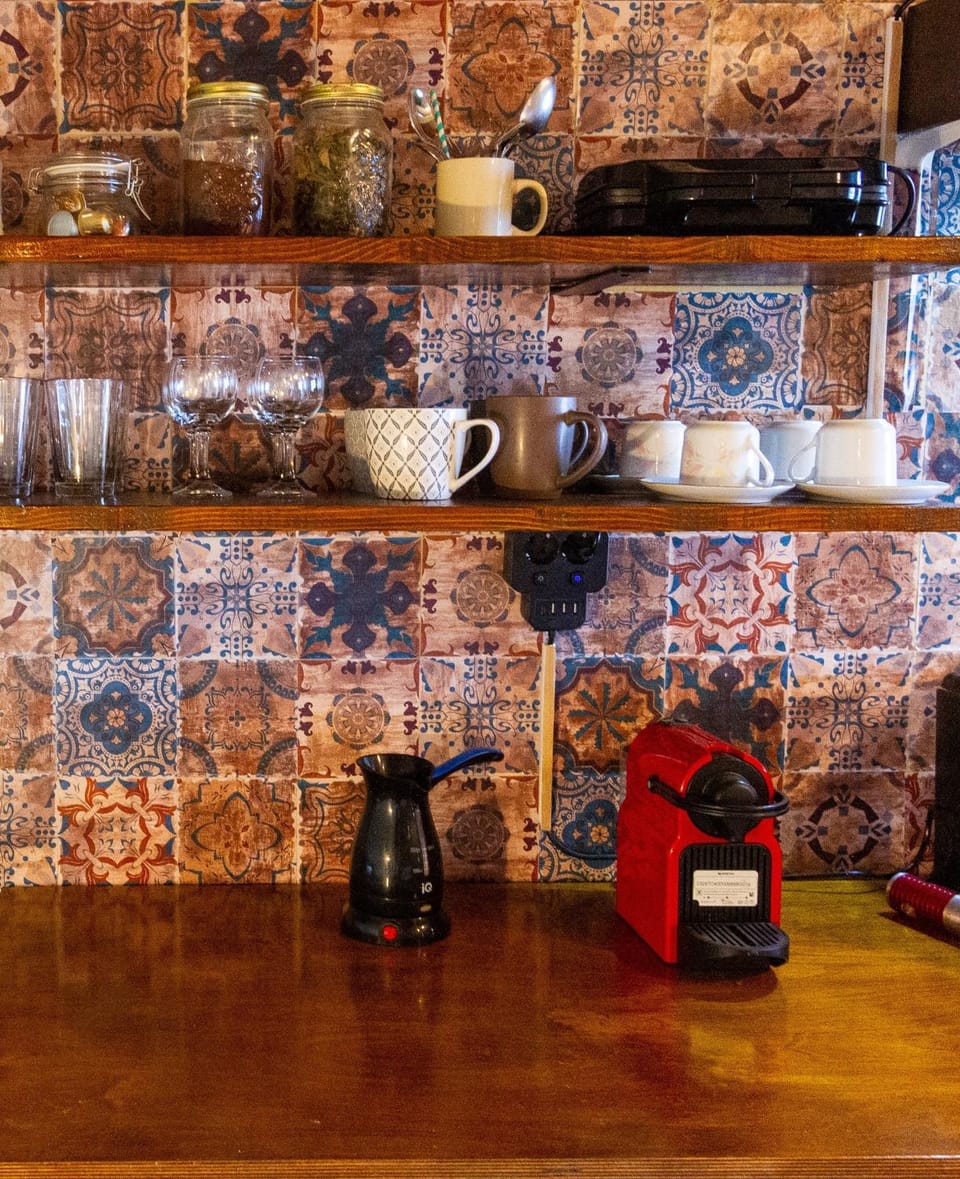 Coffee/tea facilities, Kitchen or kitchenette