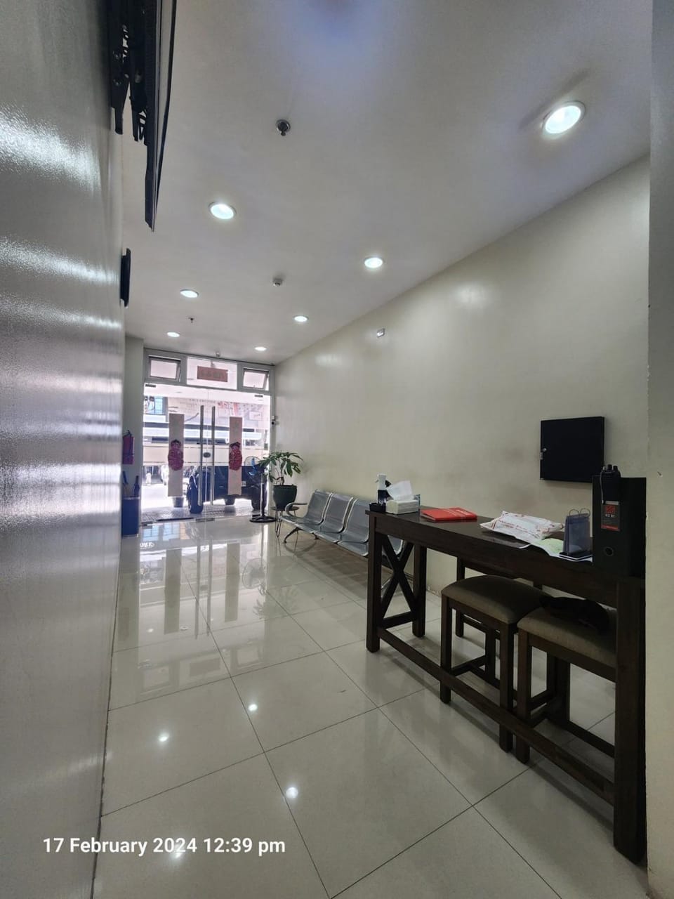 Facade/entrance