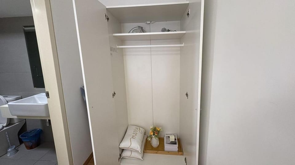 Urban Loft MRT Convenience KLCC Nearby in EKO CHERAS Apartment in Federal Territory of Kuala Lumpur
