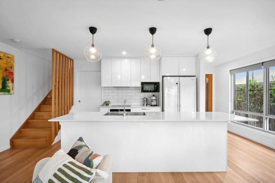 2 - 8 Pandanus, Beautiful townhouse walking distance to beach House in Sunshine Coast