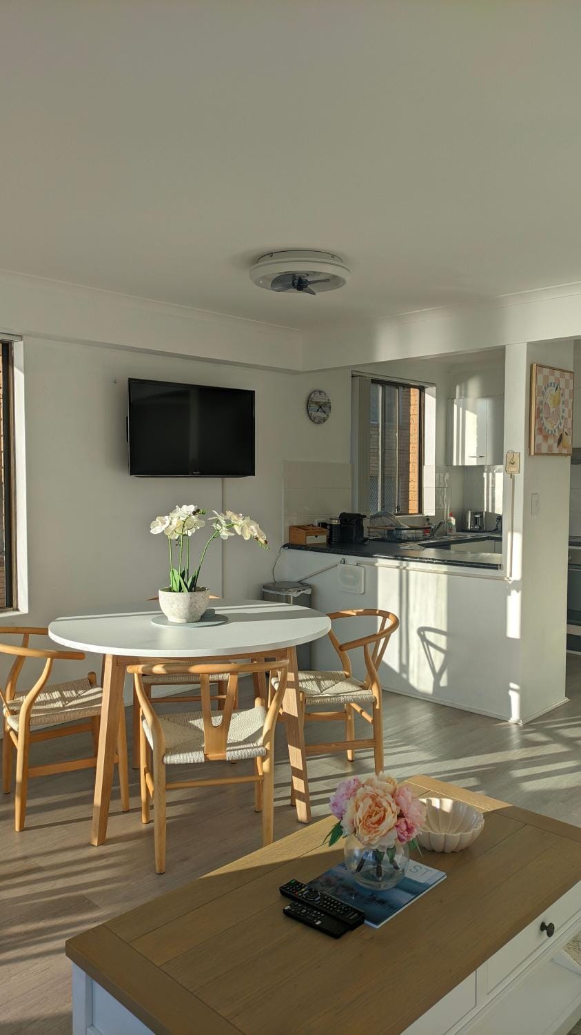 Marine Parade - Ocean Views - Unit 6 Apartment in The Entrance