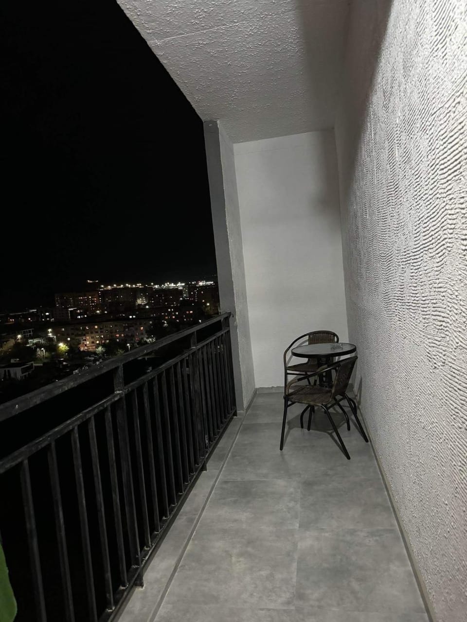 Night, View (from property/room), Balcony/Terrace