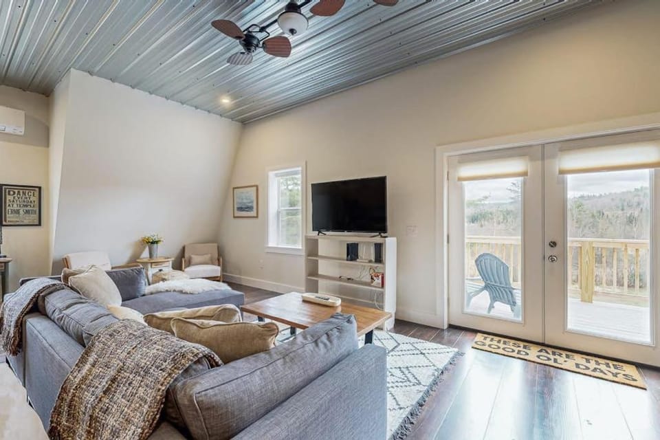 Valley Vista Vacay House in Littleton