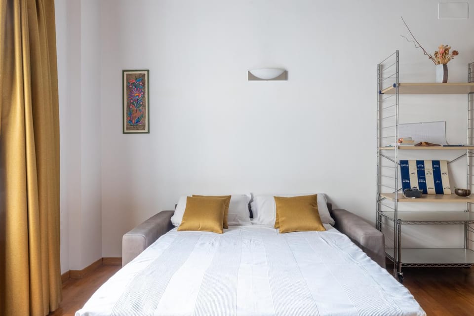 Bed, Photo of the whole room