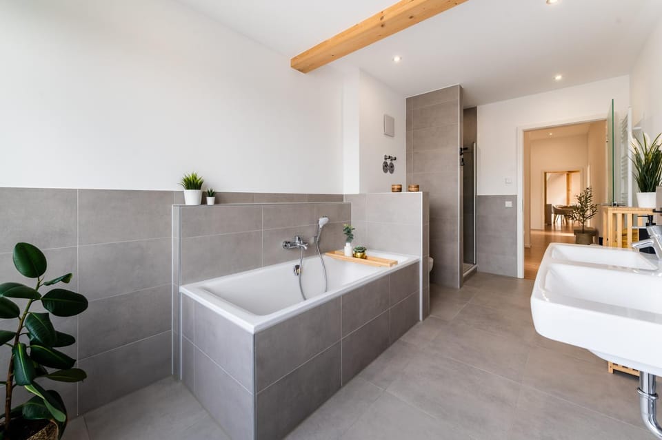 Bathroom, Living room