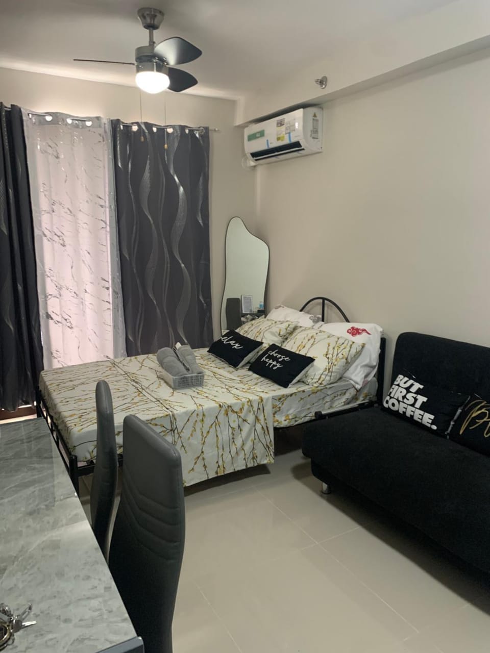 Bed, Bedroom, air conditioner