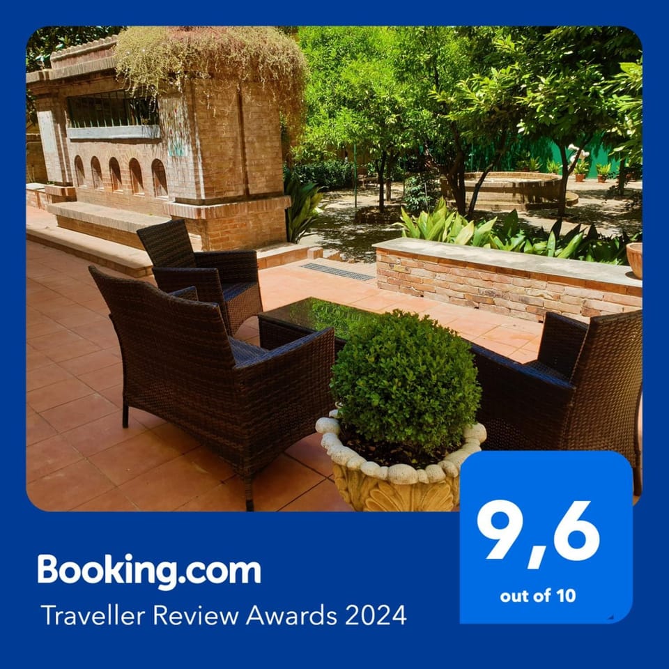 Balcony/Terrace, Logo/Certificate/Sign, Garden view, Certificate/Award